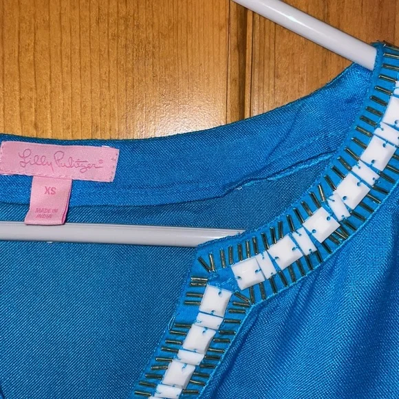 Blue beaded lily Pulitzer top - Picture 3 of 7